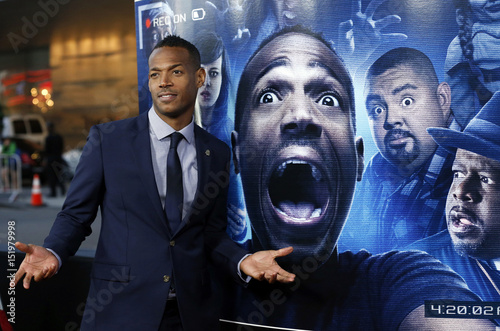 Cast Member Wayans Poses At The Premiere Of A Haunted House 2 In