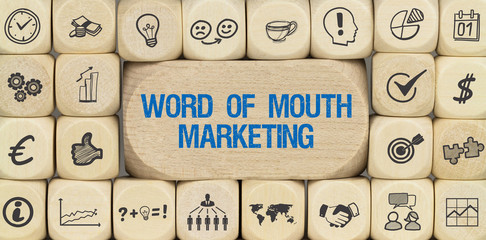 Poster - Word of Mouth Marketing / Würfel mit Symbole