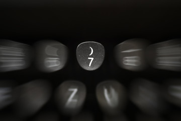 Fototapete - Digit on black key on retro typewriter 7