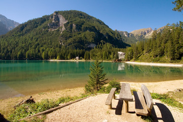 Wall Mural - Pragser Wildsee - Dolomiten - Alpen 