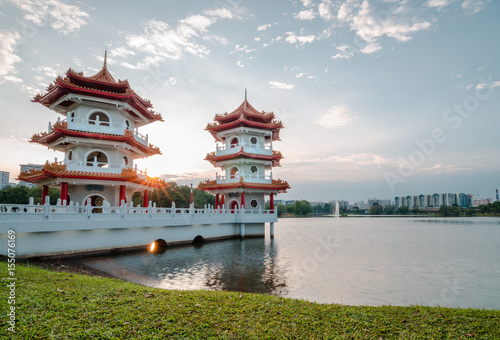 Obraz na plátne Beautiful sunset at Singapore Chinese Garden, a public park in Jurong East, Singapore