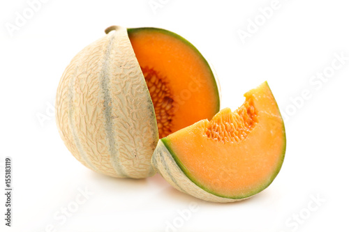 Fotomural melon isolated on white background