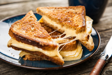 Grilled cheese sandwich