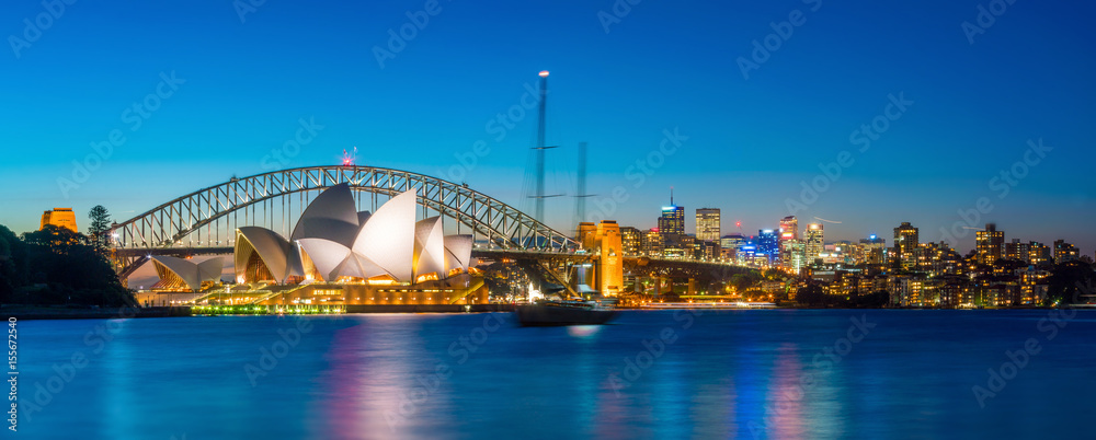 Downtown Sydney skyline - obrazy, fototapety, plakaty 