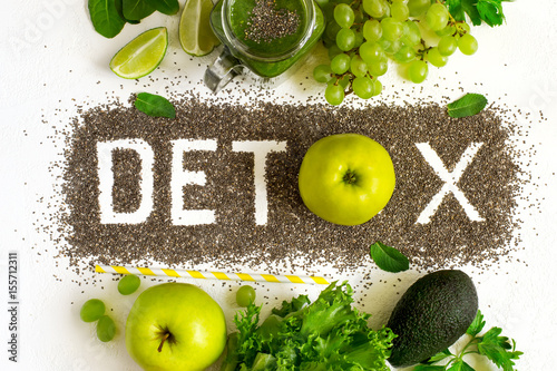 Cuadros en Lienzo Word detox is made from chia seeds. Green smoothies and ingredie