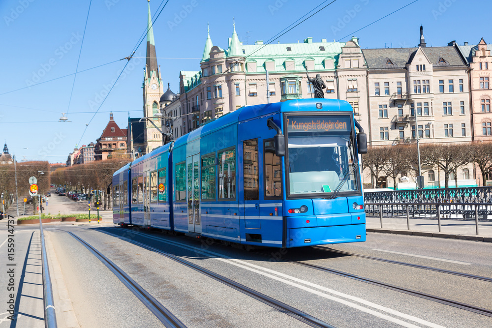 Modern tram in Stockholm - obrazy, fototapety, plakaty 