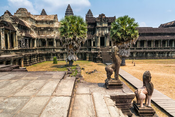 Wall Mural - Amazing view of Angkor Wat is a temple complex in Cambodia and the largest religious monument in the world. Location: Siem Reap, Cambodia. Artistic picture. Beauty world.