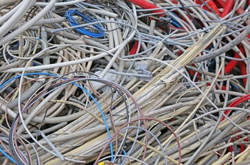 Sticker - power cord ready for harvest in the collecting point for the rec