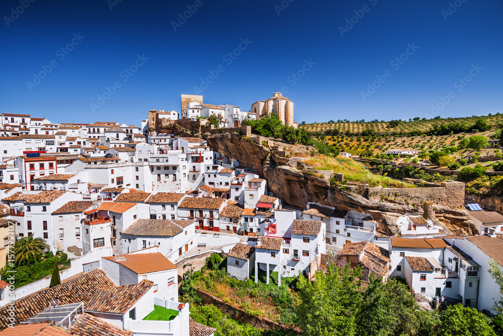 View of Setenil de las Bodegasvillage, one of the beautiful white villages (Pueblos Blancos) of Andalucia, Spain - obrazy, fototapety, plakaty 