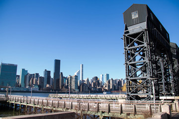 Wall Mural - Pier at Gantry Plaza State Park pier and buildings in Manhattan