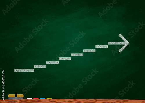 黒板に描いた矢印の階段 Stock イラスト Adobe Stock