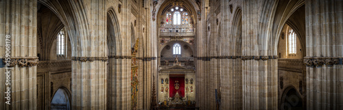 Fotomural Interior de catedral en Salamanca, Castilla y León, España