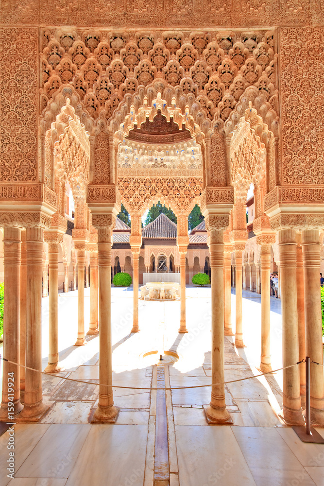 Alhambra, palais des lions, Grenade - obrazy, fototapety, plakaty 
