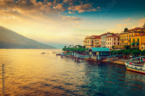 Cuadros en Lienzo Scenic Como lake and Bellagio town at sunset, Italy. Landscape.