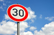30 Zone, Schild, Verkehrsschild, Verkehrsberuhigung, Achtung, Kinder, Geschwindigkeit, Gefahr, Radarfalle, Höchstgeschwindigkeit, Tempo 30, Tempolimit, Straßenverkehr, Höchstgeschwindigkeit