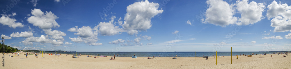 panorama bałtyckiej plaży w gdańsku oliwie, polska - obrazy, fototapety, plakaty 