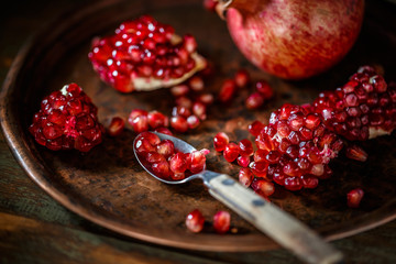 Wall Mural - Fresh peeled pomegranates