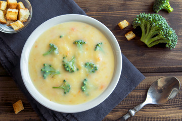 Wall Mural - cream soup with broccoli