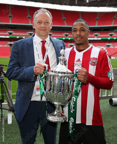 Sholing V West Auckland Town Fa Carlsberg Vase Final Buy This