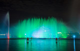 Fototapeta Tęcza - Music fountain at night
