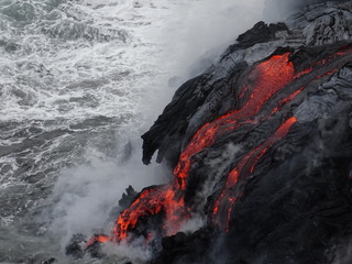 hawaii volcano lava flow