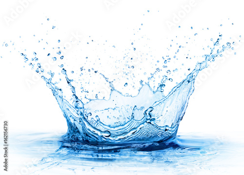 Naklejka woda   splash-swieza-kropla-w-wodzie-zblizenie