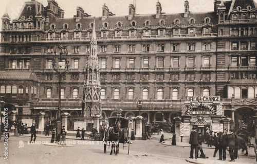 Fotomural Charing Cross Station 1907. Date: 1907