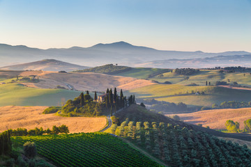 Wall Mural - Scenic Tuscany landscape at sunrise, Val d'Orcia, Italy