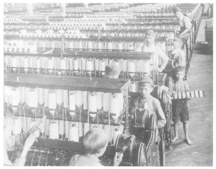 Wall Mural - Child labour in the American cotton mills. Date: 1900