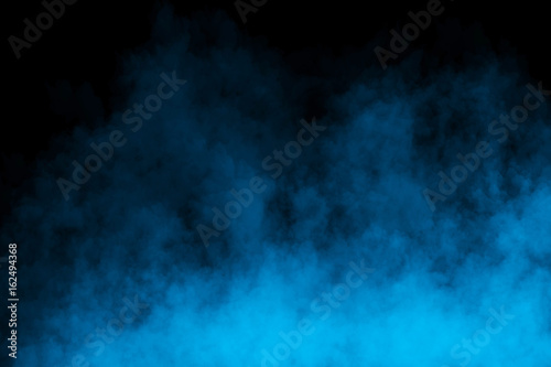 Zdjęcie XXL Mgła lub dym na czarnym tle