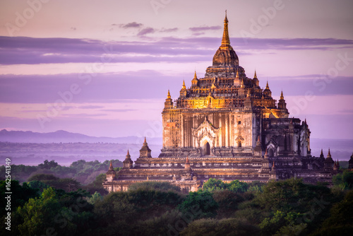 Fotomural Pagoda Sunset in Bagan, Myanmar