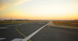 © joserpizarro - Pista de aterrizaje del aeropuerto de Sevilla, España