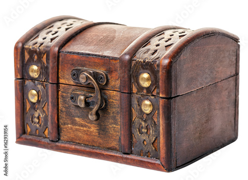 Fotomural beautiful closed vintage wooden chest treasure isolated on white background, clo