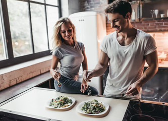 Wall Mural - Couple on kitchen