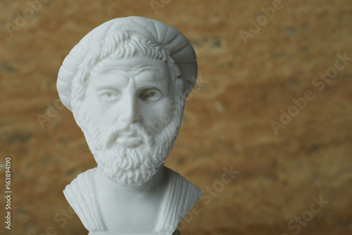Cuadros en Lienzo Statue of Pythagoras,ancient greek mathematician and geometer.