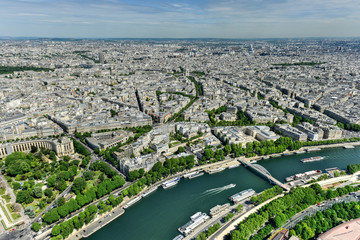 Canvas Print - Aerial View of Paris, France