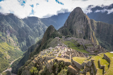 Wall Mural - Machu Picchu Inca Ruins - Sacred Valley, Peru