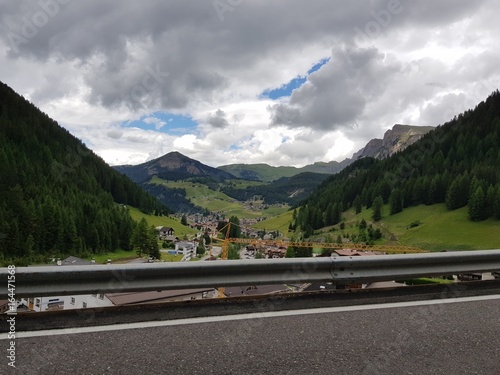 Fotografie, Obraz salendo sul Passo Gardena, valico alpino delle Dolomiti