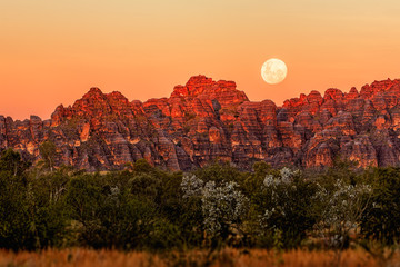 moonrise over the bungle bungles in western australia