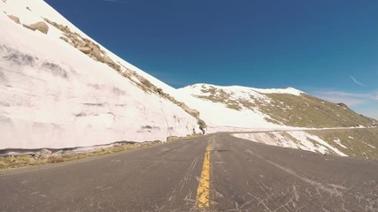 Aufkleber - POV point of view -  Driving on alpine road of Mount Evans in Early Summer