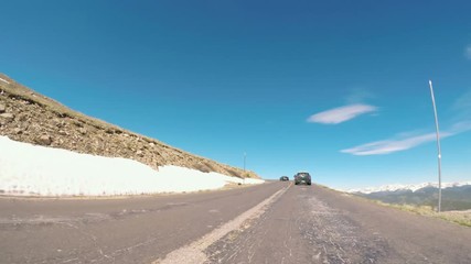 Aufkleber - POV point of view -  Driving on alpine road of Mount Evans in Early Summer