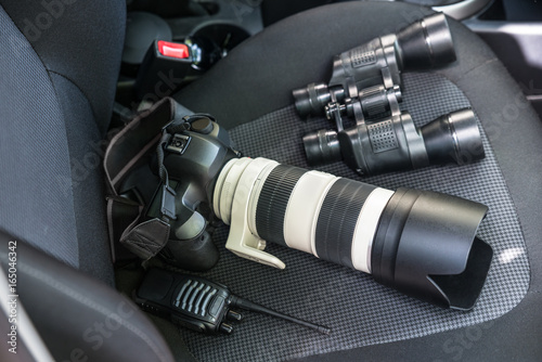 Fotomural Electronic Equipments On Car Seat