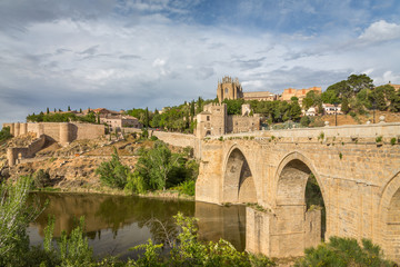 Wall Mural - River and Bridge around the Medieval city of Toledo