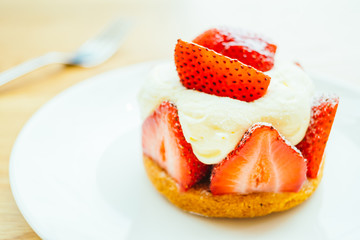 Canvas Print - Sweet dessert with strawberry tart