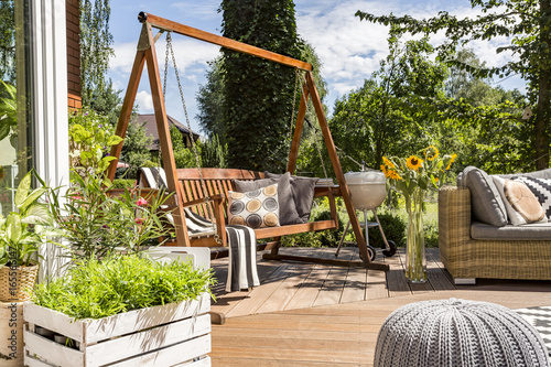 Fotomural House patio with the garden swing
