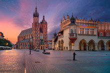 Krakow. Image Of Old Town Krakow, Poland During Sunrise.