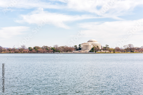 Fotografie, Obraz Tidal Basin with Thomas Jefferson Memorial reflection in winter
