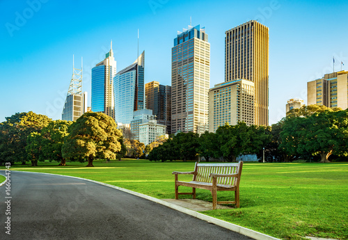 Obraz na płótnie Widok budynków z Ogrodów Botanicznych w Sydney