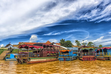 LAKE TONLE SAP, COMBODIA Chong Knies Village, Tonle Sap Lake, The Largest Freshwater Lake In Southeast Asia