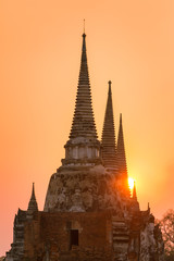 Wall Mural - Wat Phra Si Sanphet Temple in Ayutthaya Historical Park, Thailand